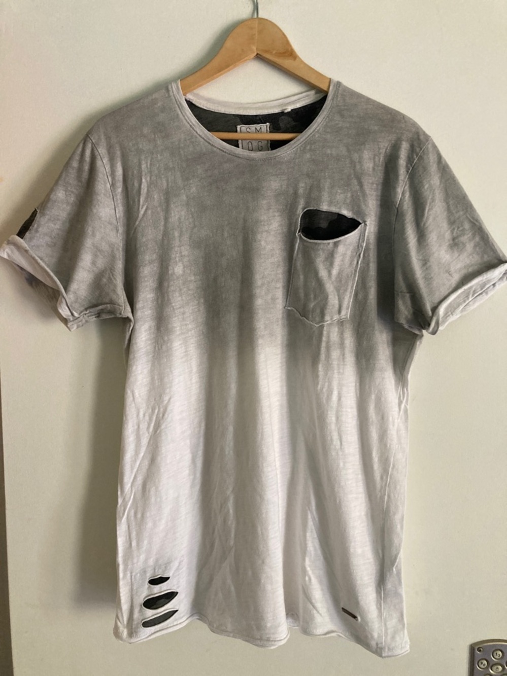 SMOG Mens Size M "Sharkskin" Cotton Distressed Tee